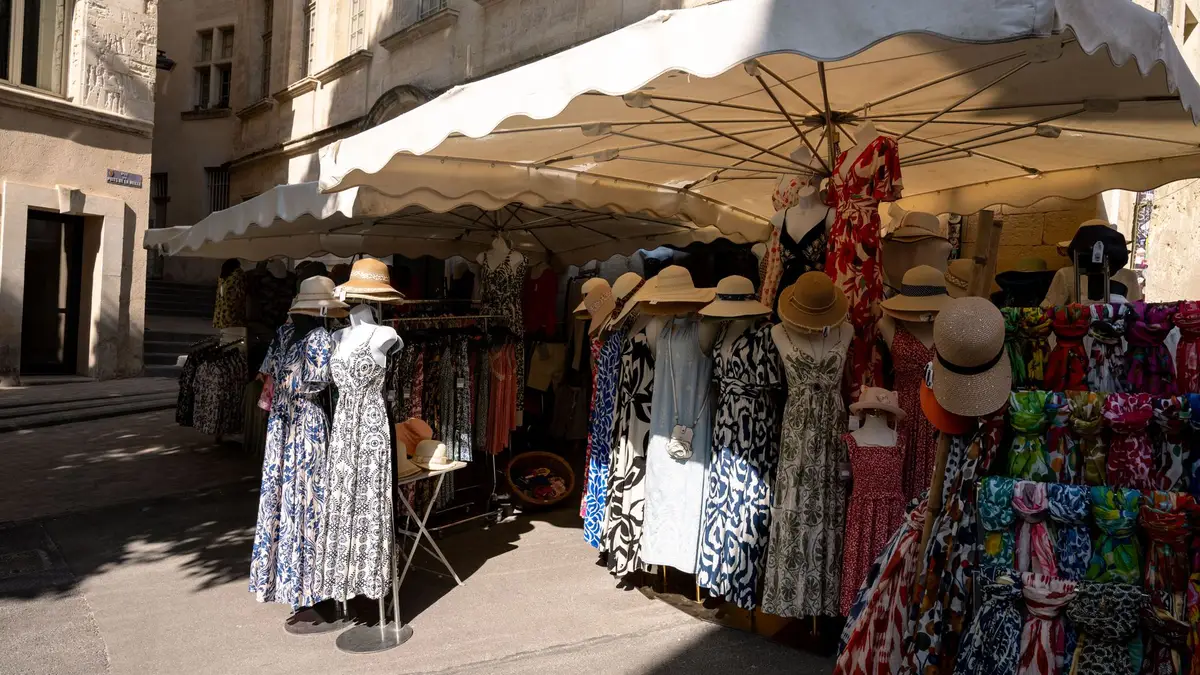 Friperie à Avignon : les quartiers et bons plans pour chiner — Friperie à Avignon : les quartiers et bons plans pour chiner