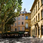 découvrez où chiner en friperie aix en provence selon les quartiers