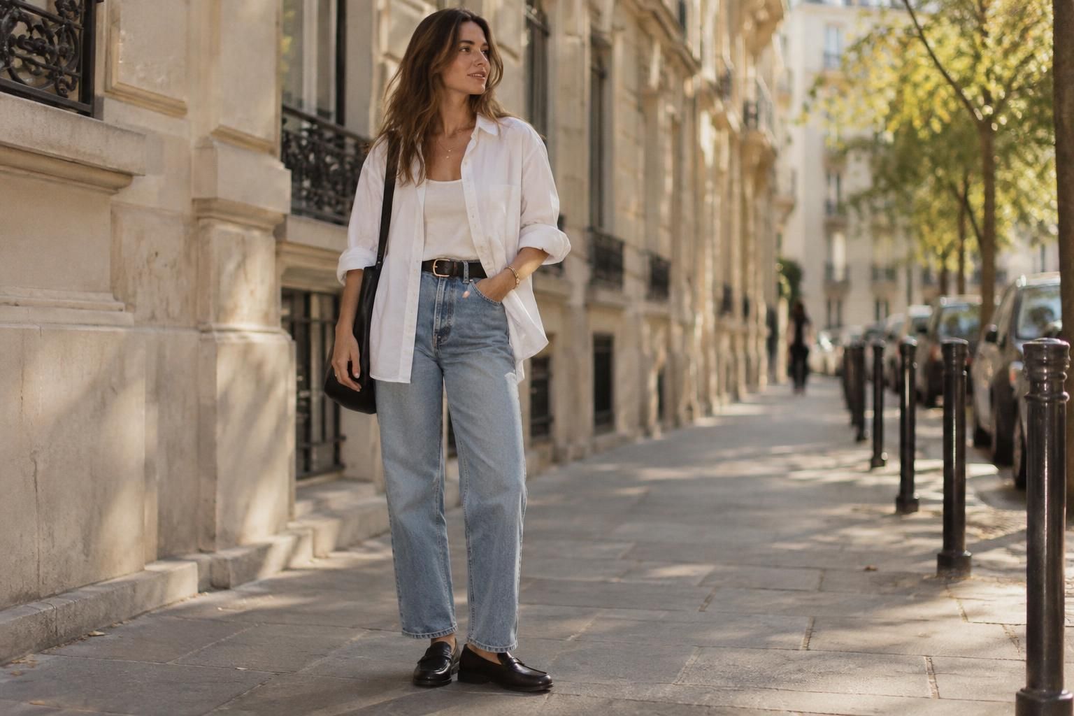 découvrez comment porter la chemise large pour femme : idées de looks tendance, conseils de style et associations faciles pour toutes les occasions.